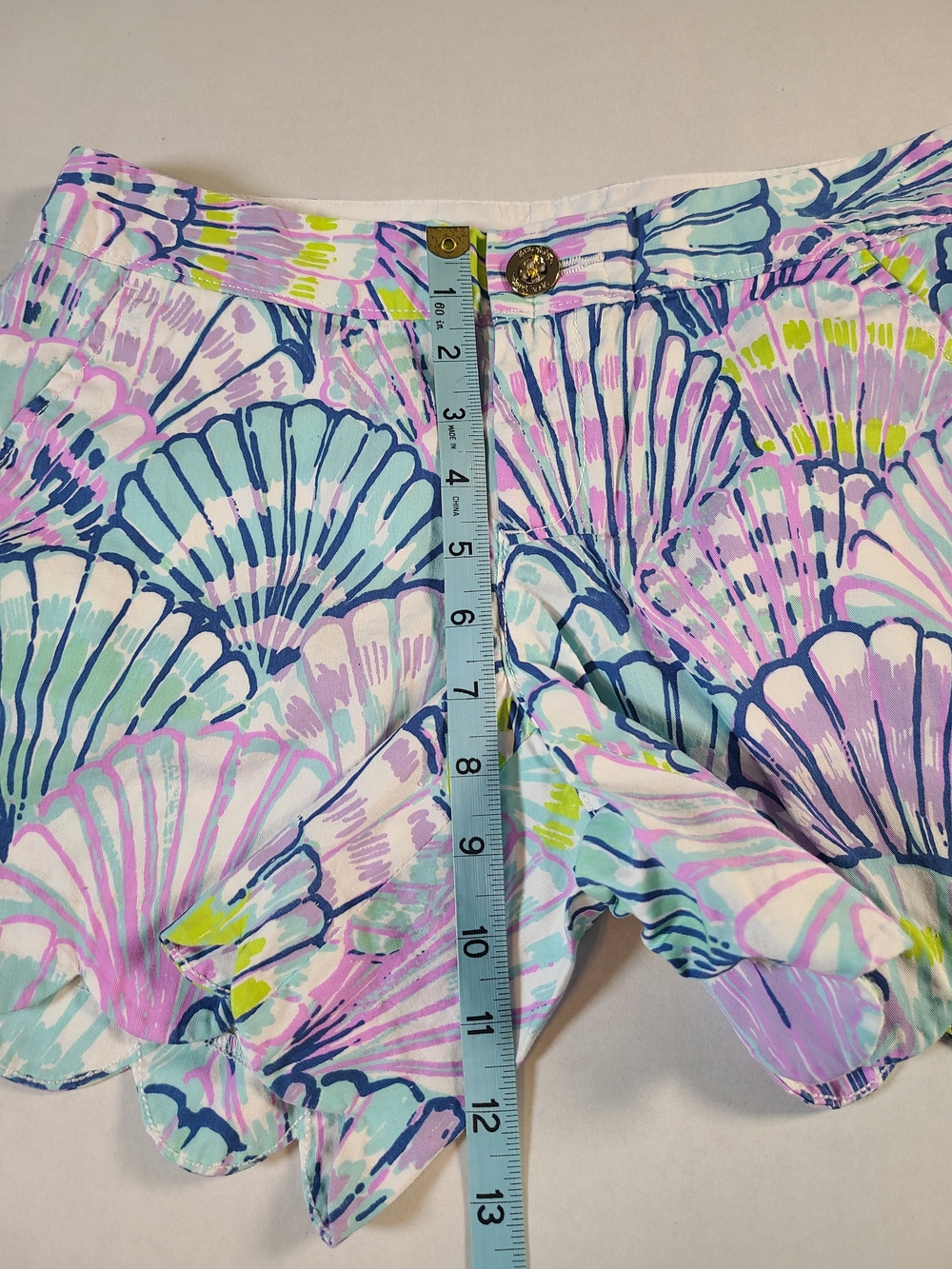 Lilly Pulitzer Womens Pastel Seashell Print Scalloped Buttercup Shorts Size 2 - Picture 8 of 11